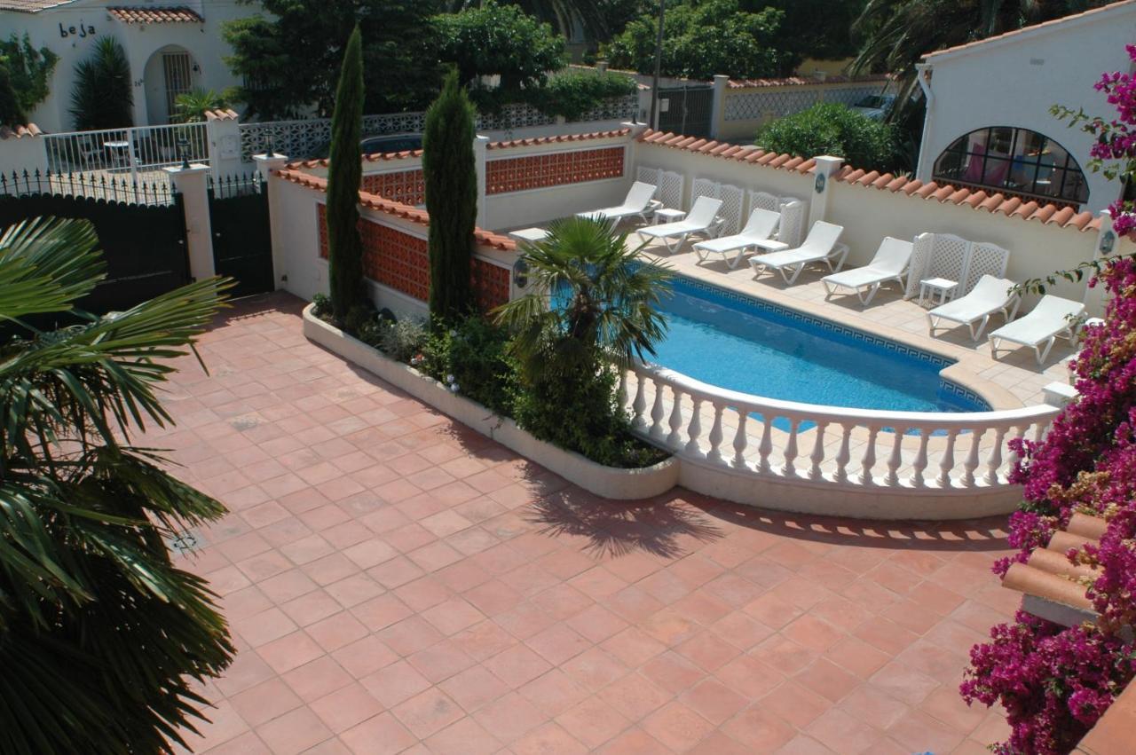 Villa Sol Empuriabrava Exterior photo